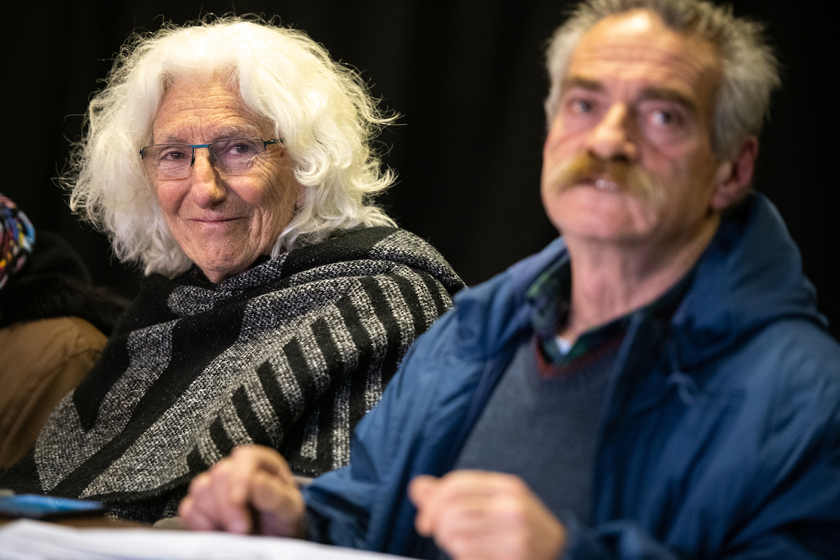 Elena Zaffaroni con Ignacio Errandonea recibieron los documentos