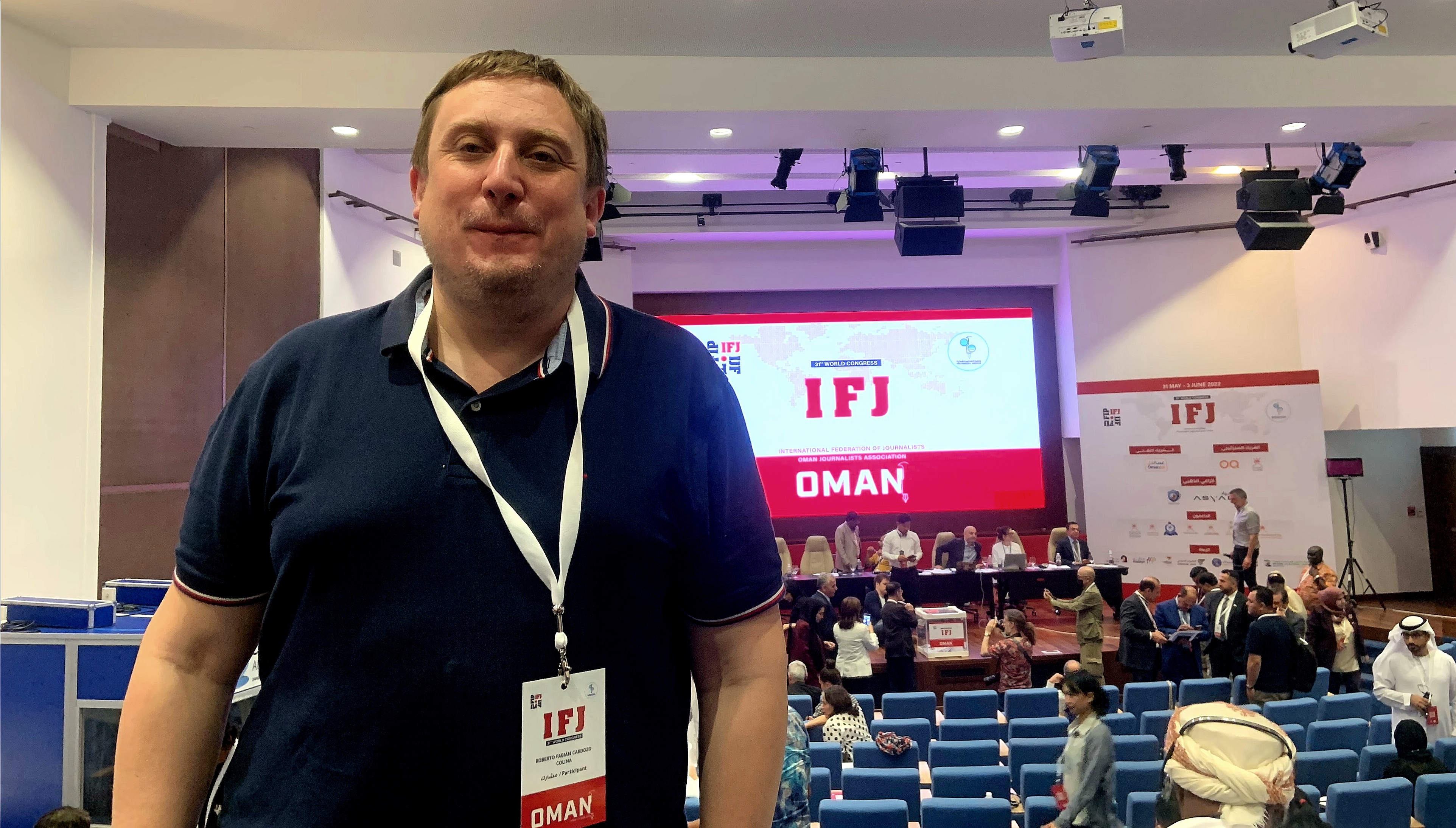 Fabián Cardozo representando a APU en Omán