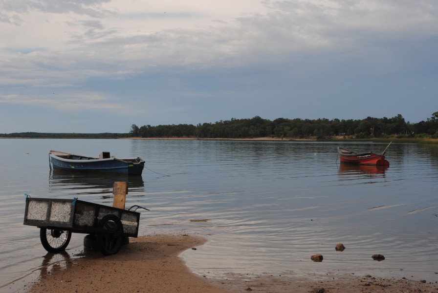 canoas de pescadores artesanales