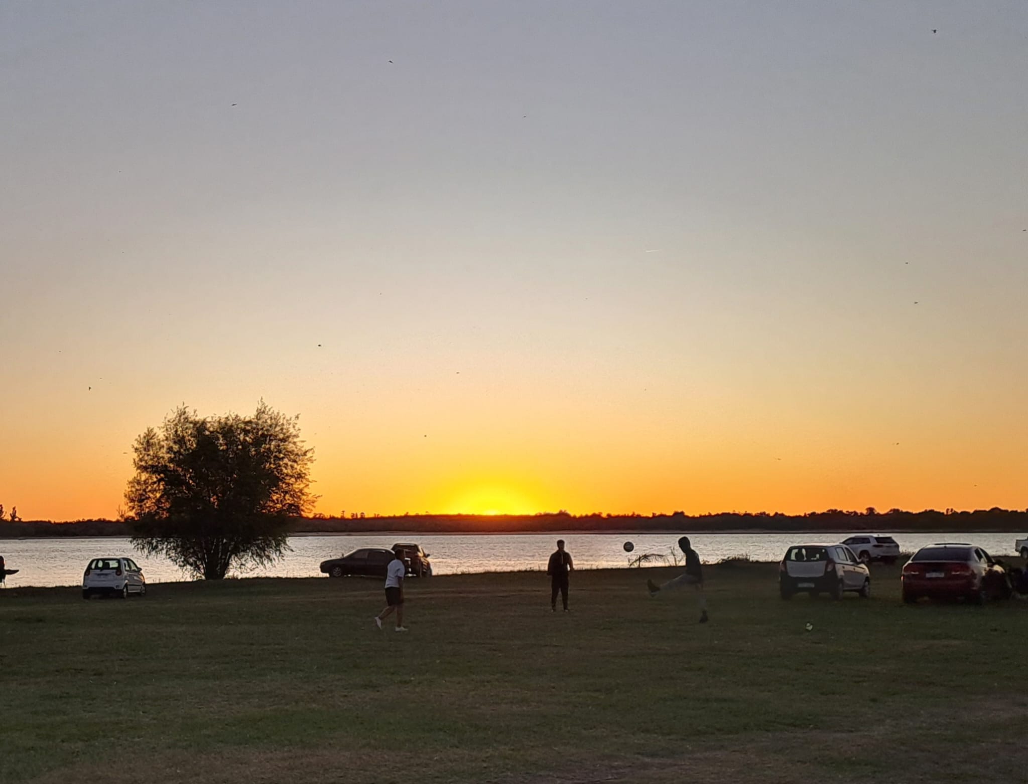 Puesta del sol en el Río Uruguay- Paysandú