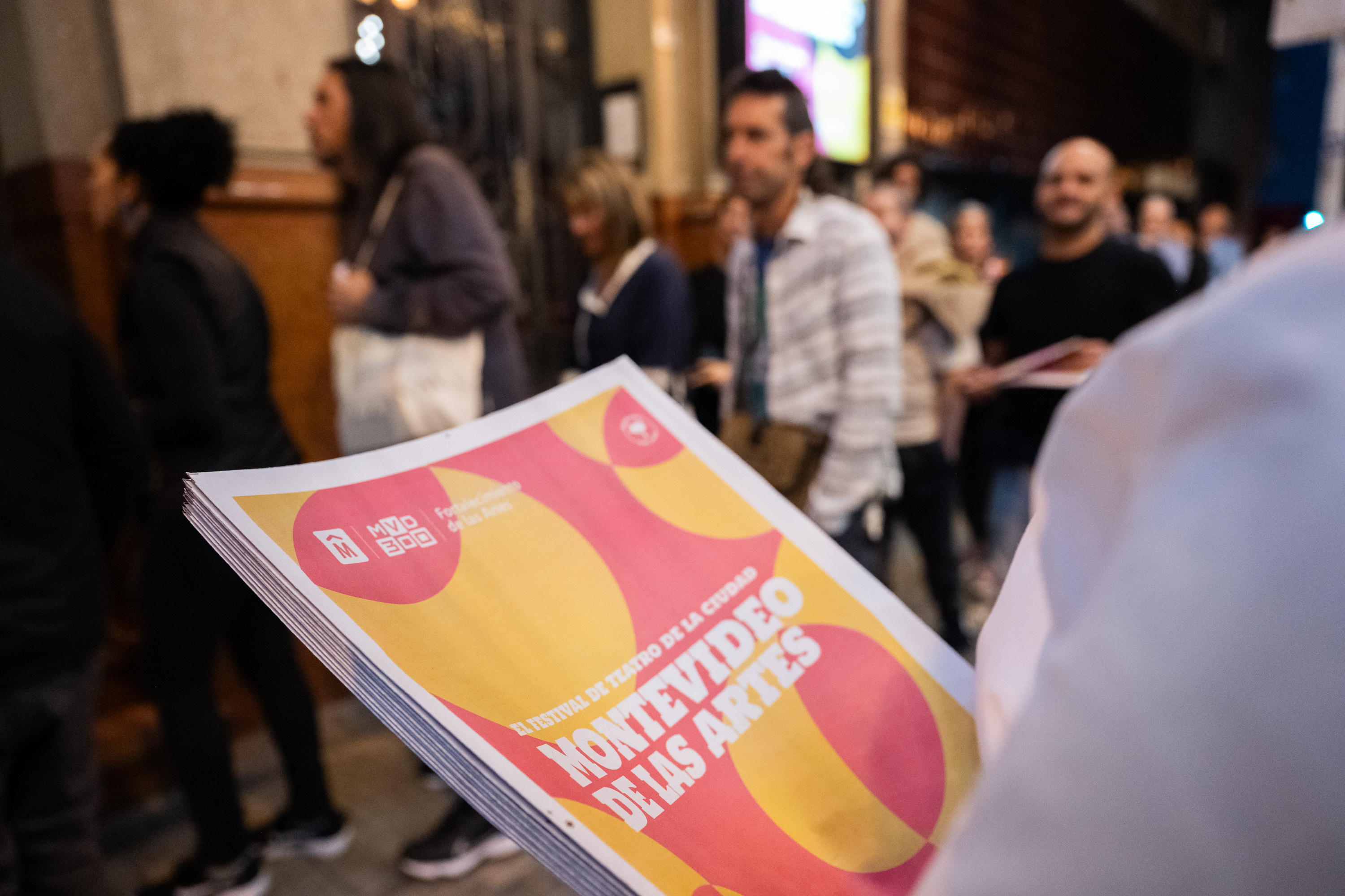 Hasta el 31 de enero, el público podrá disfrutar de espectáculos gratuitos en salas emblemáticas como el Teatro Solís, el Teatro Florencio Sánchez y el Centro Cultural Terminal Goes.