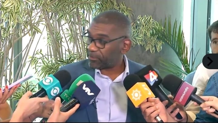 Edgardo Ortuño ministro