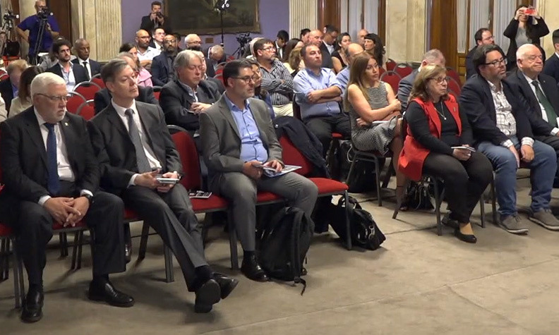 Participantes del lanzamiento de la Mesa de Seguridad para periodistas