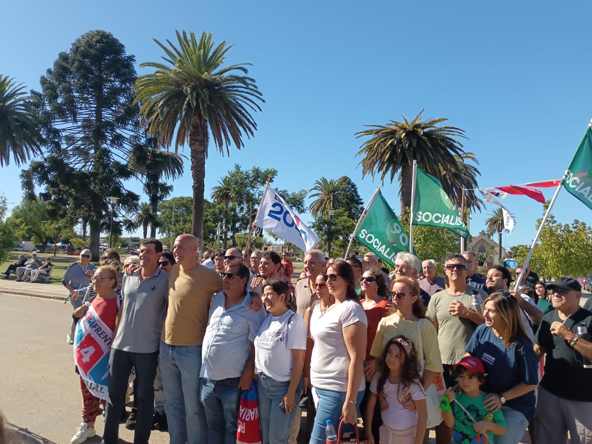 Con una campaña que combina memoria frenteamplista y propuestas concretas, Legnani apuesta a consolidar el "Canelones a más". El 11 de mayo dirá si su estrategia de "caminar cada rincón" logra el quinto triunfo consecutivo del Frente Amplio en el departamento.