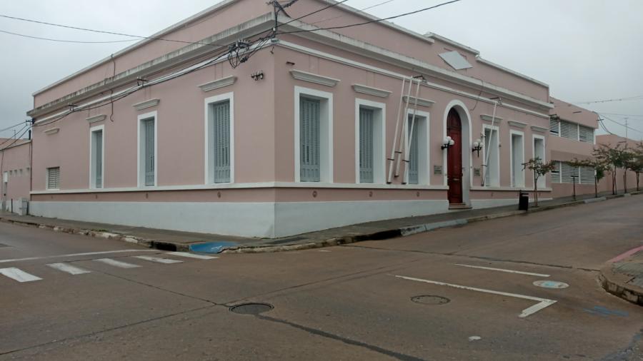Edificio sede de la IDL en la ciudad de Minas