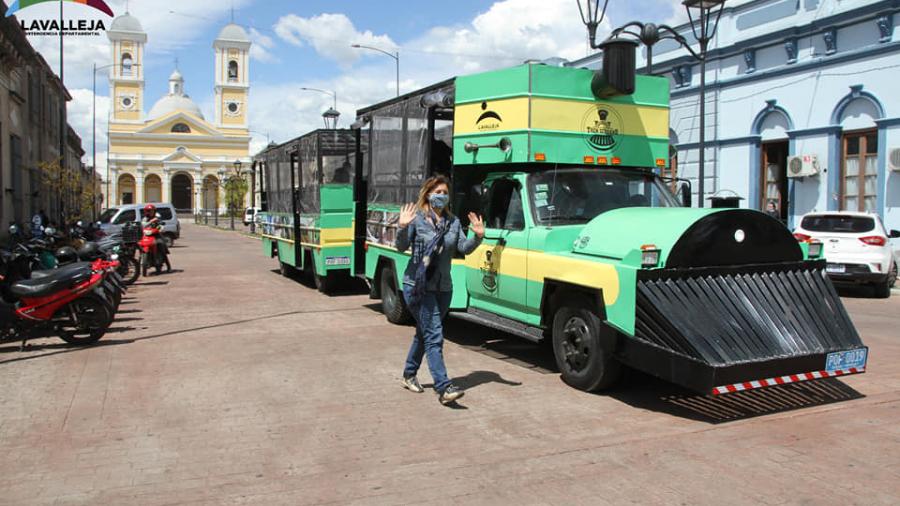 La Dra. Adriana Peña, exIntendente de Lavalleja, al presentar el Tren Serrano