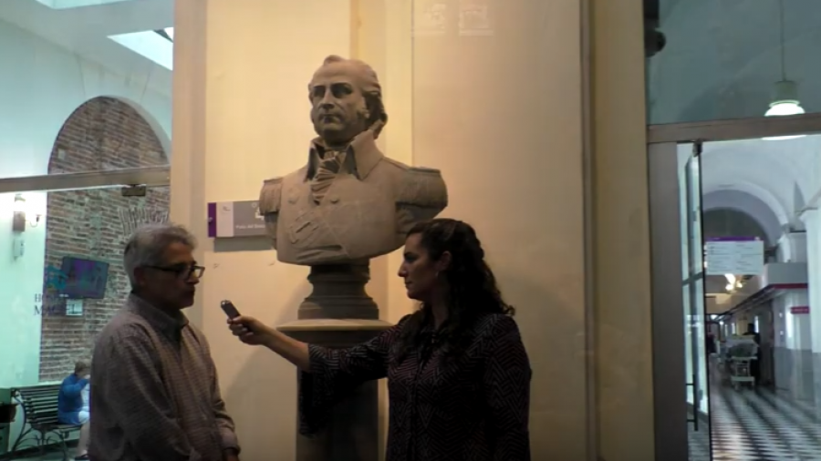 Patio del Hospital Maciel. Maria Laura Osta y Juan Gil. Foto de Saban