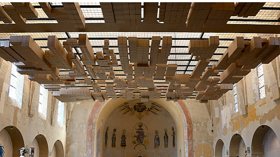 Instalación aérea representando los barrios de Port au Prince