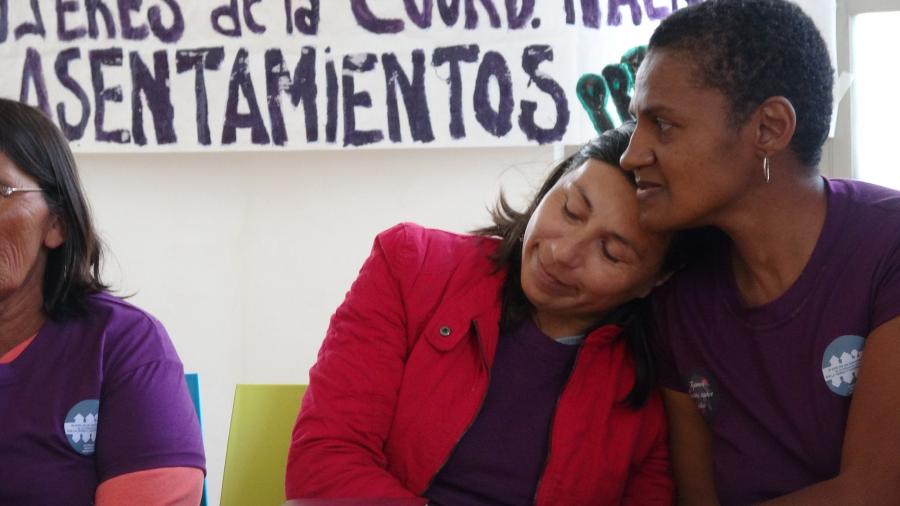 Mujeres de los Asentamientos