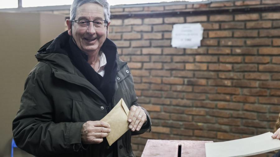 eduardo rubio votando