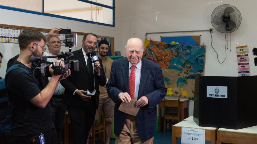 Sanguinetti pronto a votar