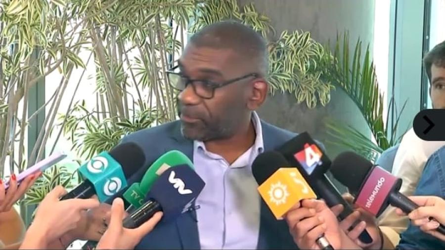 Edgardo Ortuño ministro