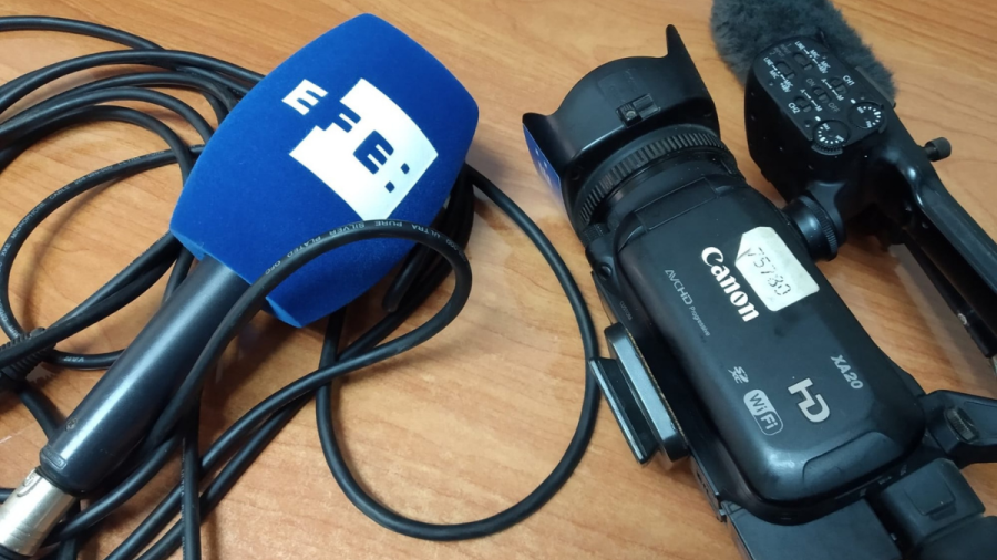 La medida afecta la cobertura informativa desde Oriente Medio, una región que abarca 14 países y donde el equipo ha trabajado durante años cubriendo guerras, crisis humanitarias y acontecimientos de alto impacto.