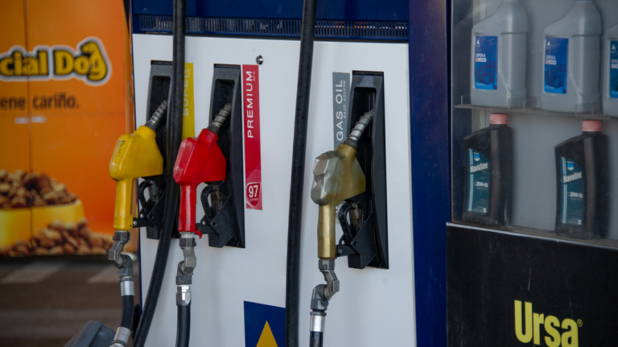 Bajan los combustibles: nafta y gasoil 5%, supergás 7,6%