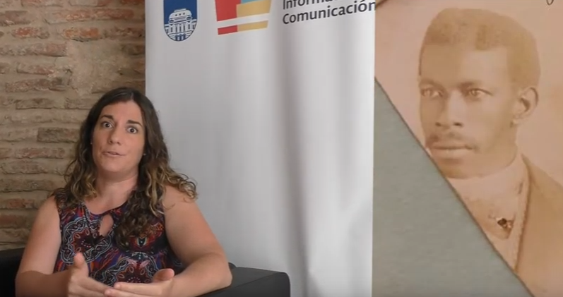 Dra. Maria Laura Osta en la Facultad de Información y Comunicación. UDELAR