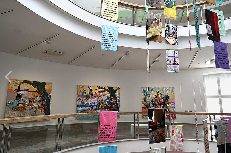 Documenta Quince. Kassel 2022.Foto de Haupt &  Binder Universes in Universe