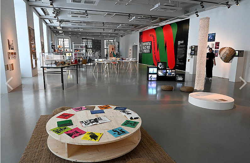 Documenta Quince. Kassel 2022.Foto de Haupt &  Binder Universes in Universe