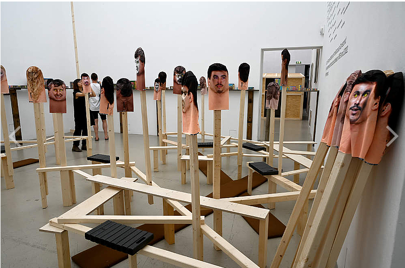 Documenta Quince. Kassel 2022.Foto de Haupt &  Binder Universes in Universe