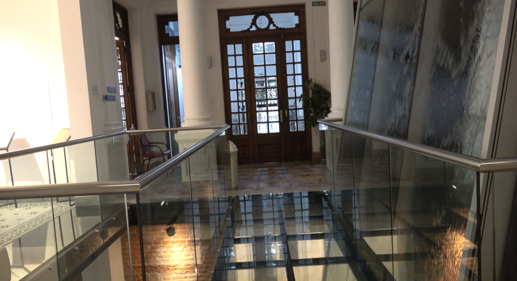 Interiores del Edificio de la INDHH