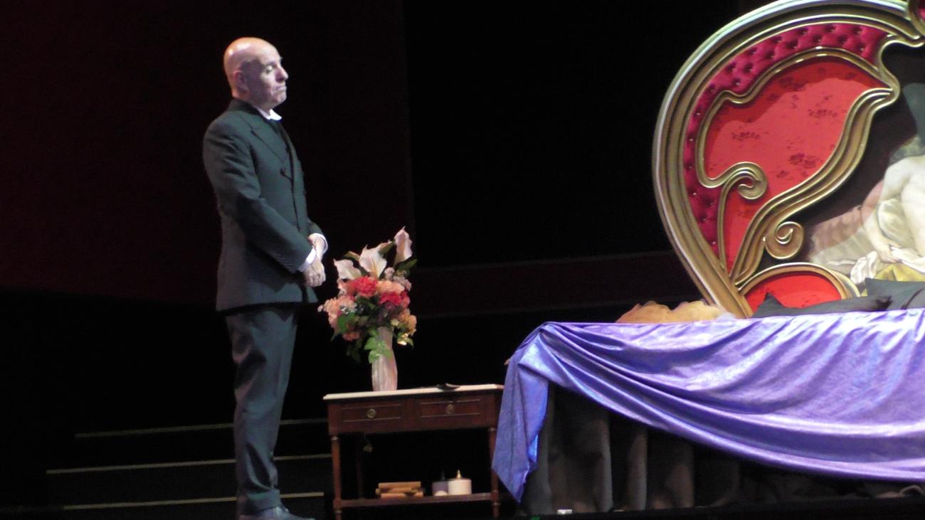 Escena de la opereta La Bella Helena