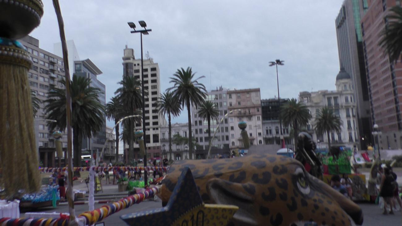 En la previa del desfile