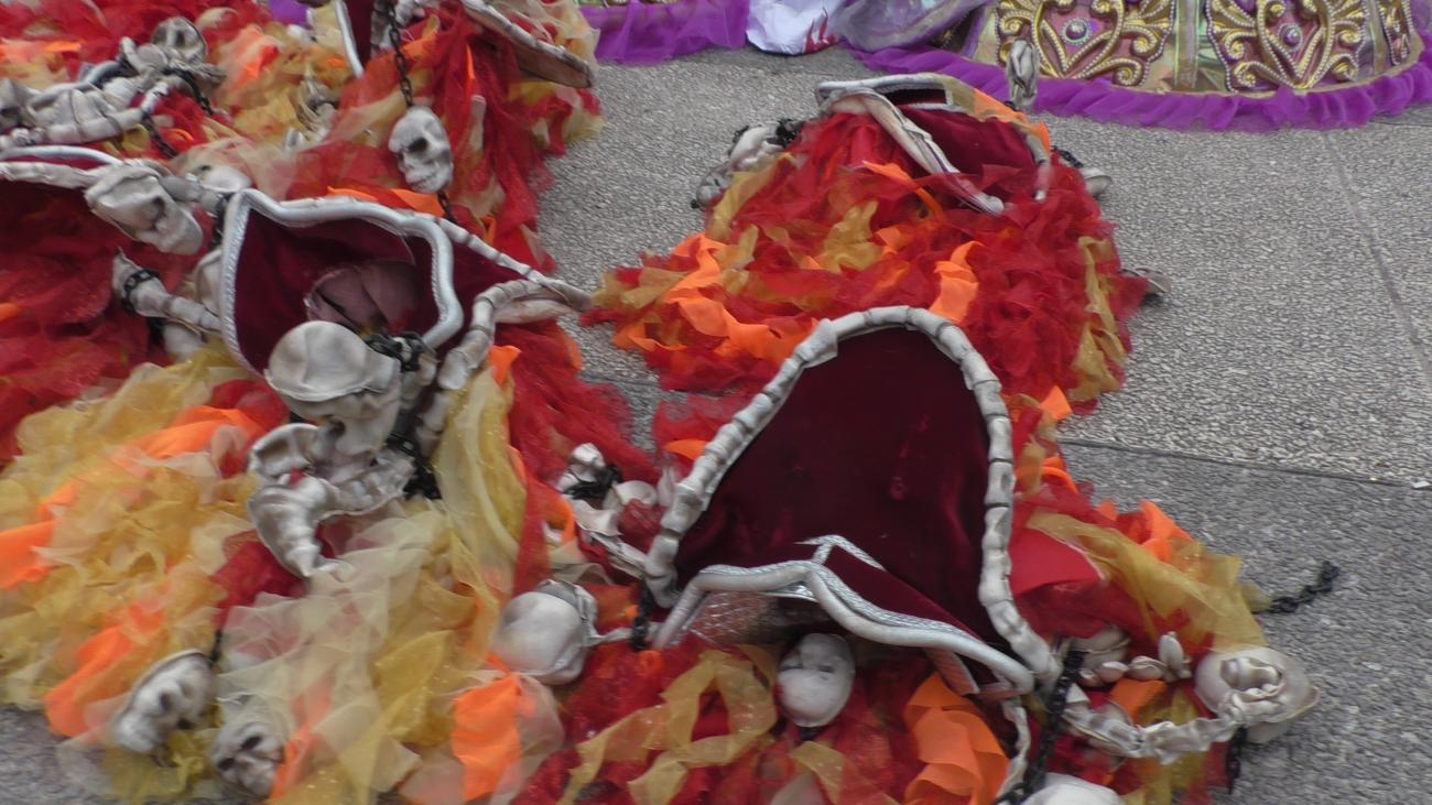 En la previa del desfile