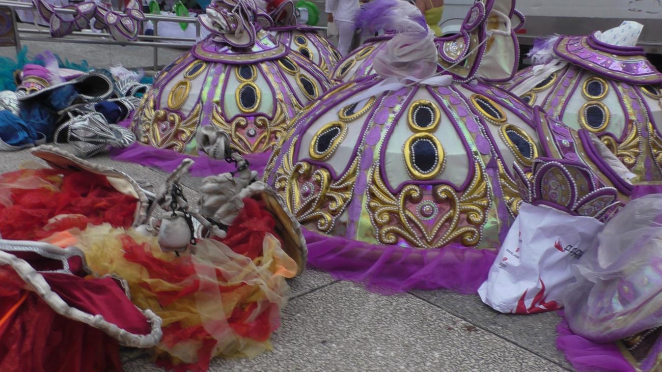 En la previa del desfile