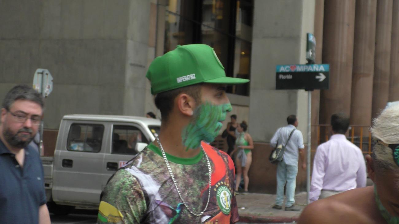 En la previa del desfile