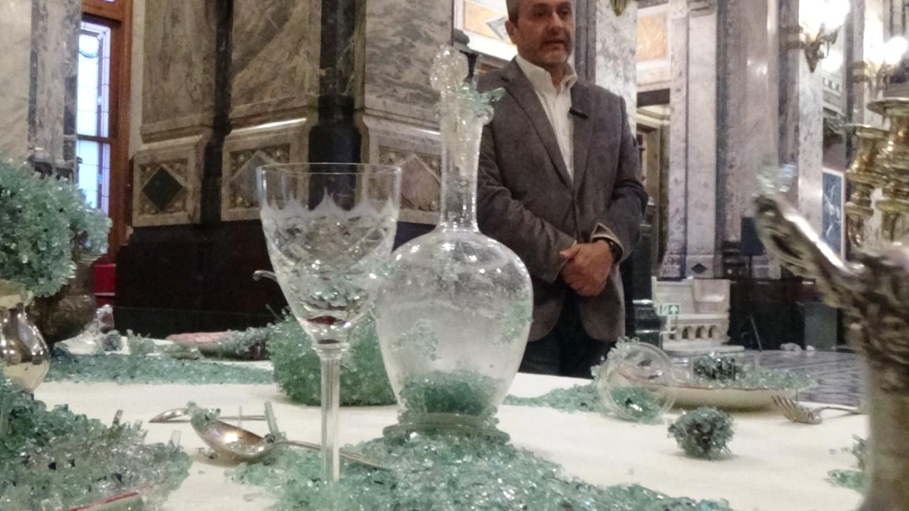 5ta Bienal de Montevideo. en el Salón de los Pasos Perdidos