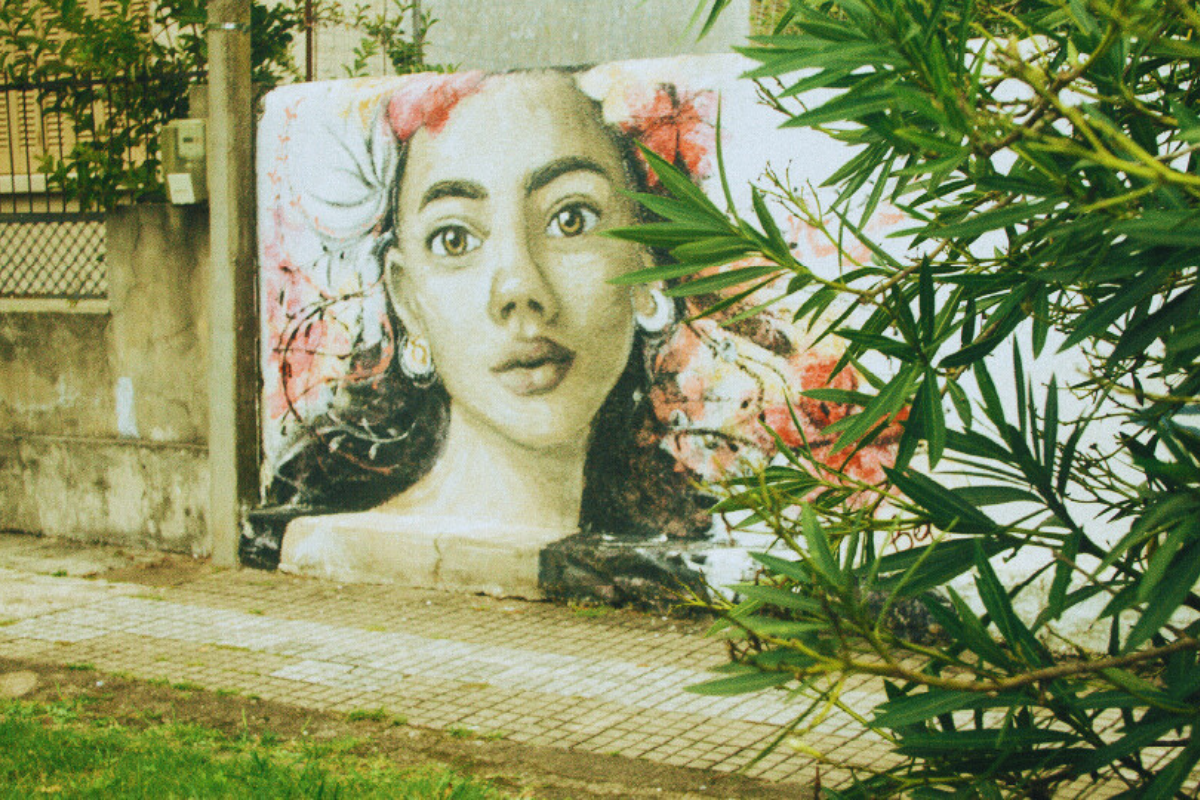 Del 1 al 8 de marzo, Aiguá será nuevamente el escenario del 4to Festival de Artes de Mujeres, un evento que celebra la creatividad y el talento femenino en múltiples expresiones artísticas.