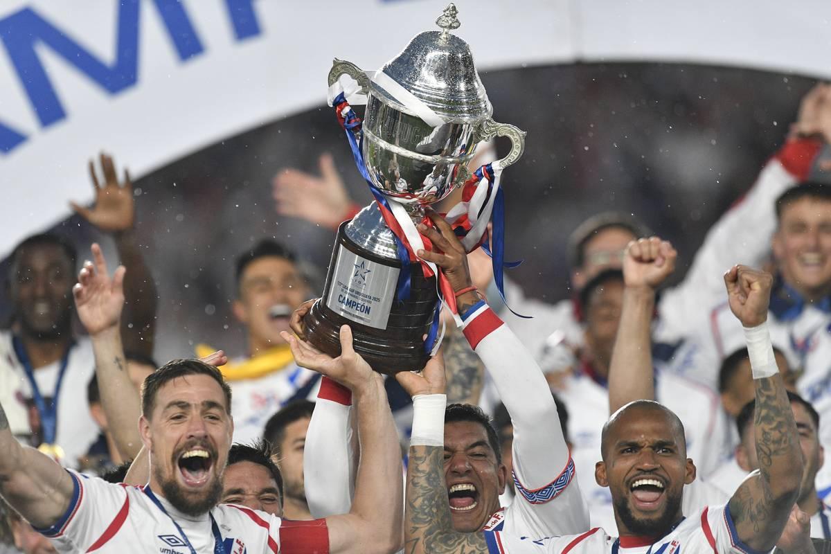 Nacional Campeón. 